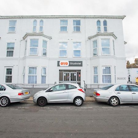 Oyo Studiotel Gy - Modern Hotel Apartments Great Yarmouth Luaran gambar