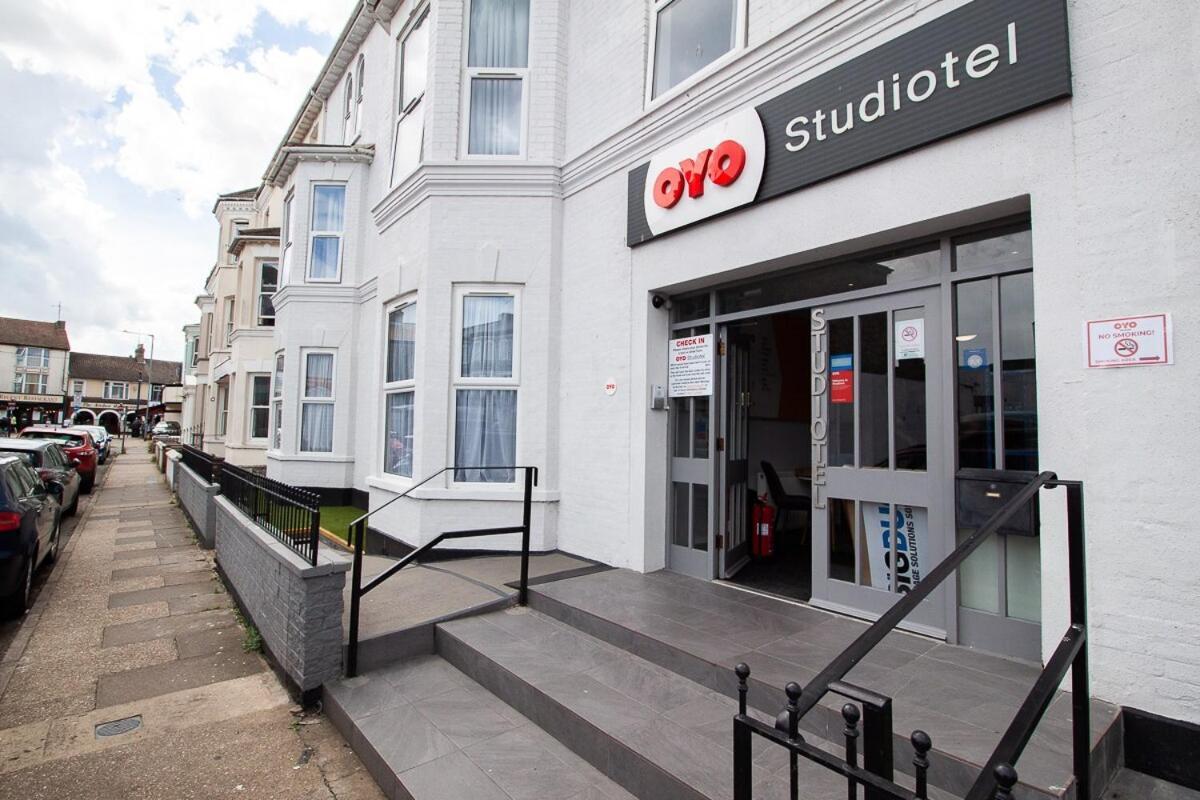 Oyo Studiotel Gy - Modern Hotel Apartments Great Yarmouth Luaran gambar
